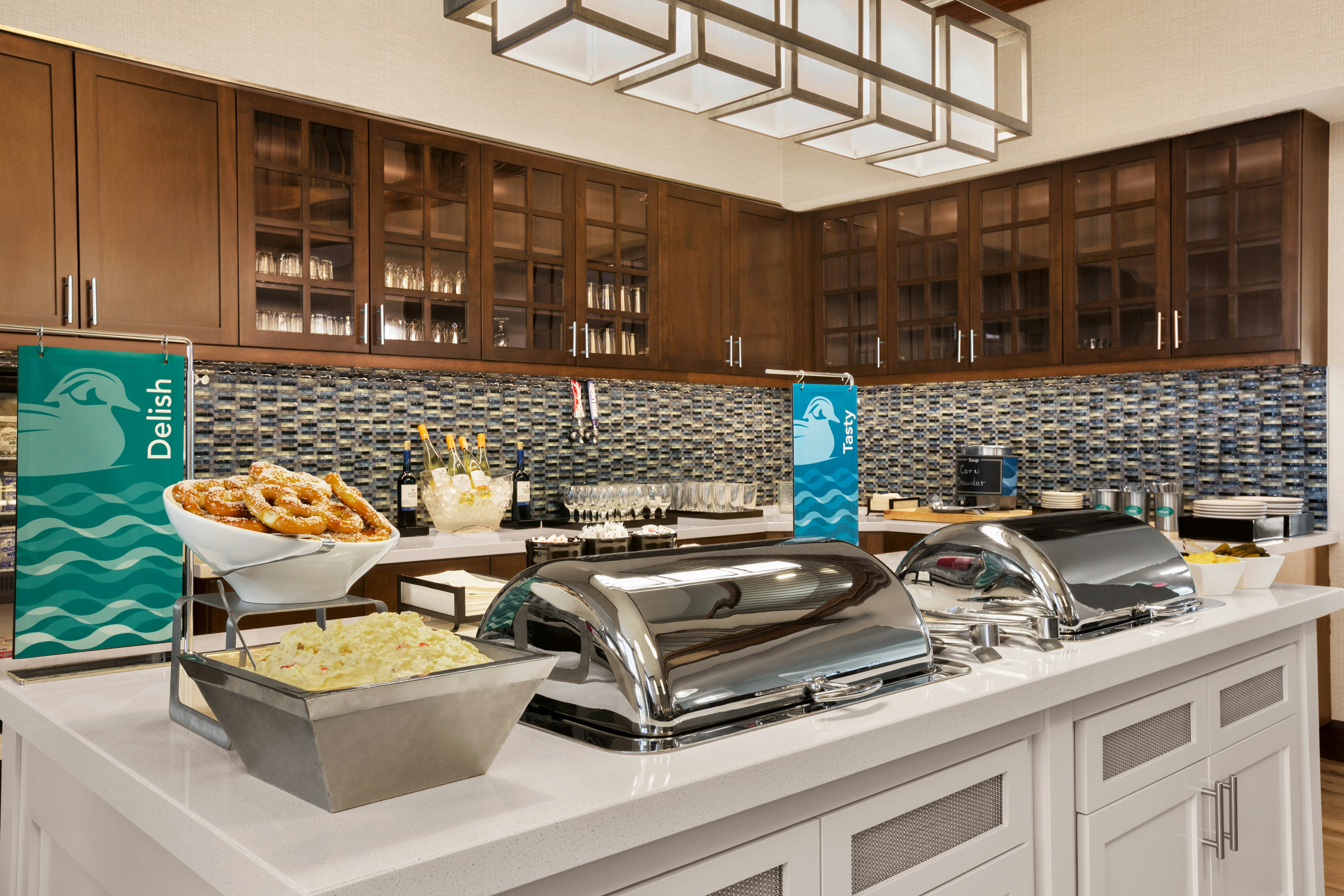 Homewood Suites by Hilton Kansas City Airport 5/43