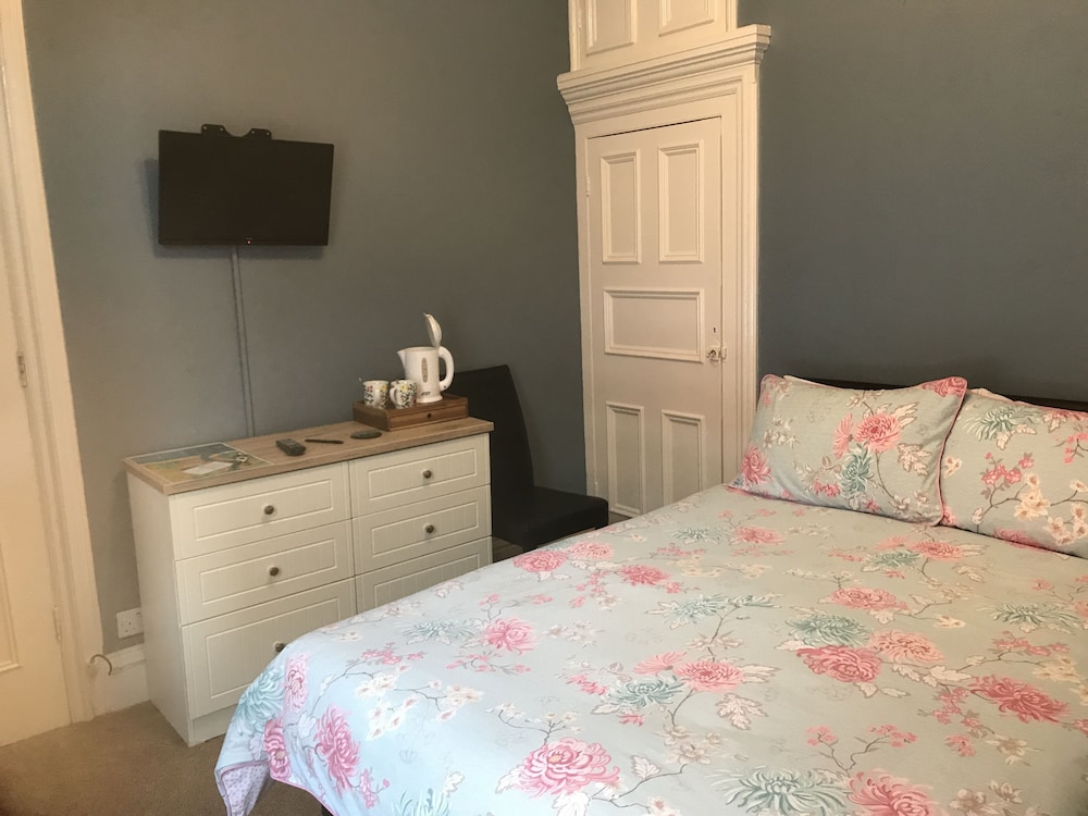 Glenora Guest House 19/57