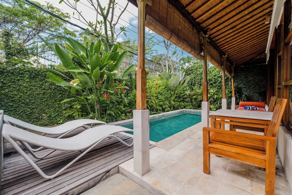 Alam Bidadari Seminyak Villas And Spa 28/50