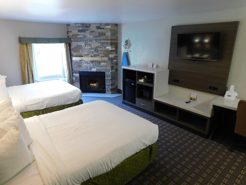 Days Inn & Suites By Wyndham Downtown Gatlinburg Parkway 21/68