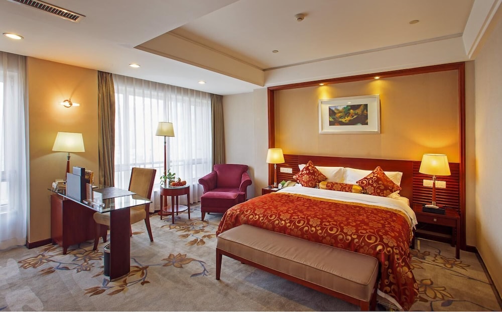 Guangye Jinjiang Hotel 10/27