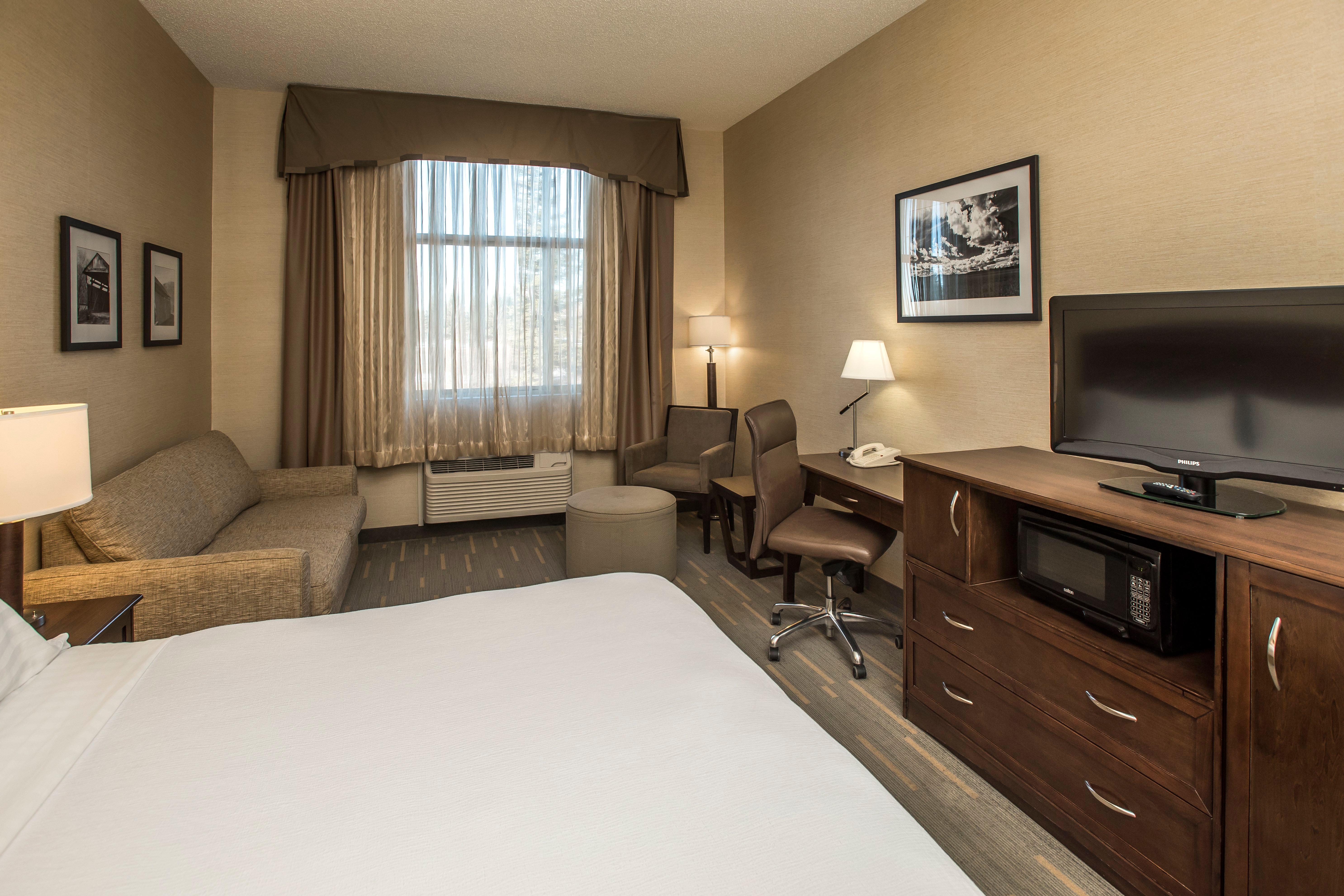غرفة بسرير كينج، HOLIDAY INN LETHBRIDGE 8/10