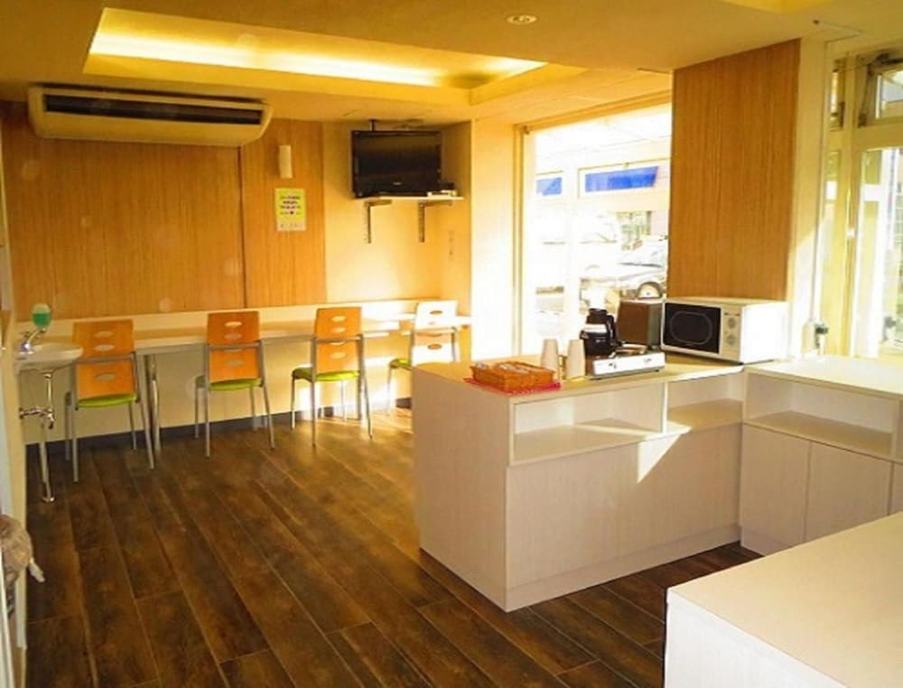 Hotel Select Inn Isesaki 25/28
