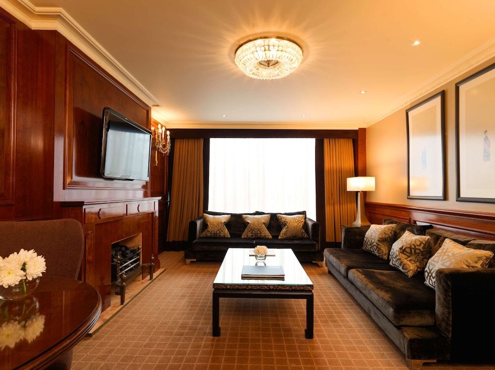Radisson Blu Hotel, London Heathrow 39/55