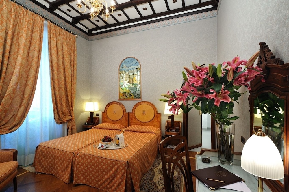 Hotel Farnese 50/69