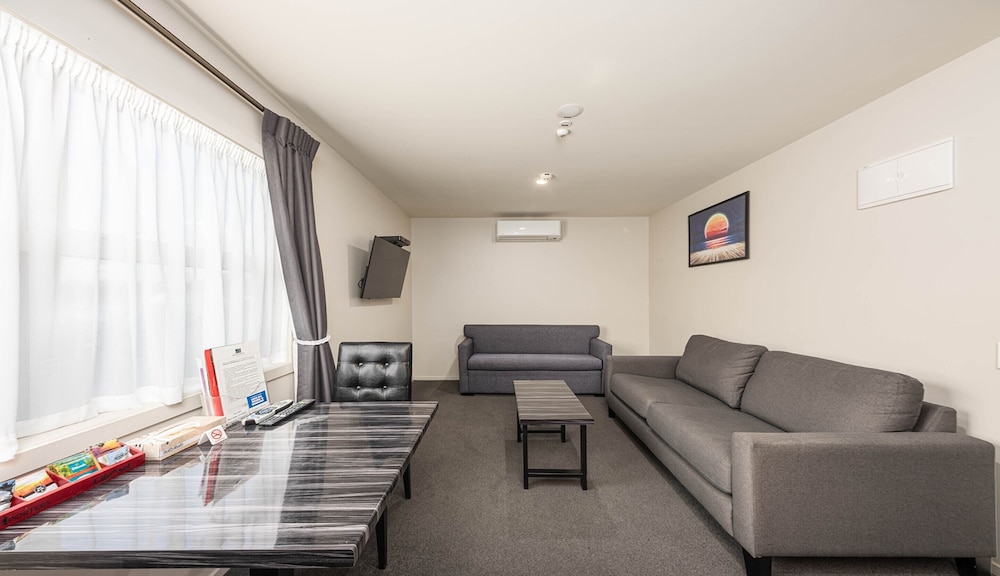 311 Motel Riccarton 48/71