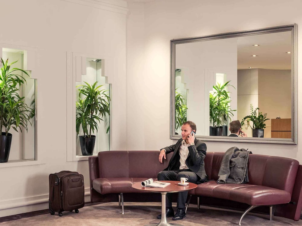 MERCURE RENNES CENTRE GARE 36/67