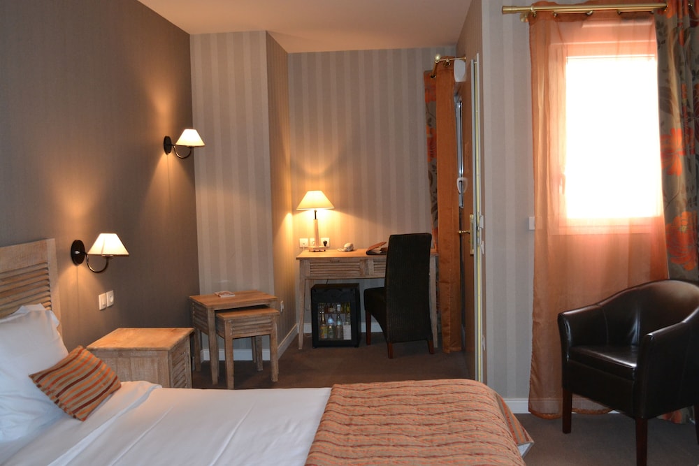 Qualys Hotel Almoria 45/75