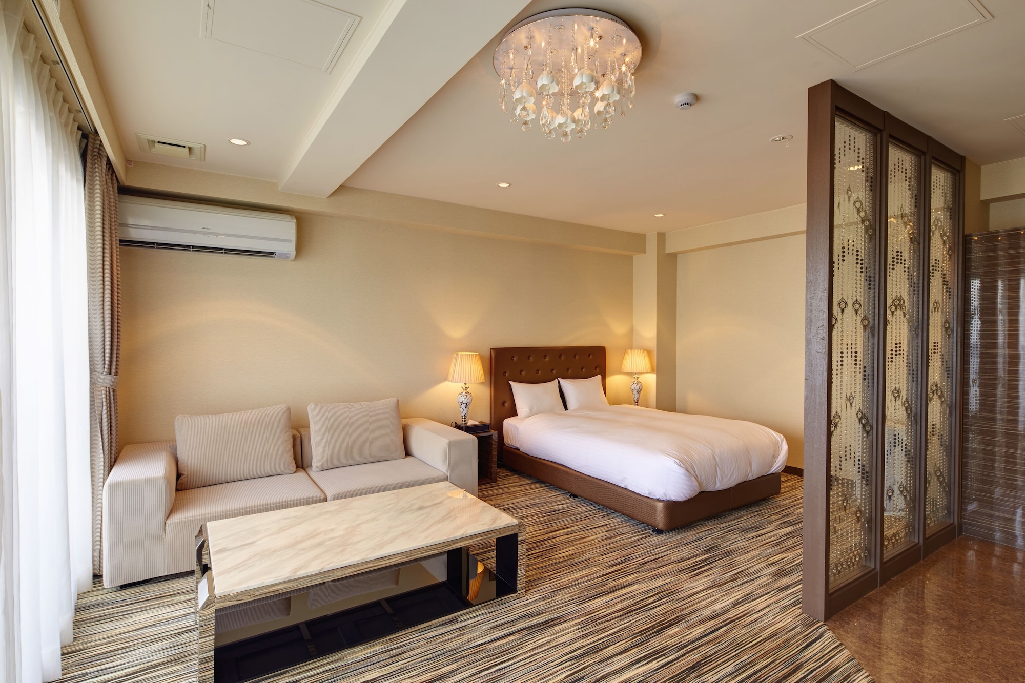 PREMIUM, DOUBLE BED, BALCONY