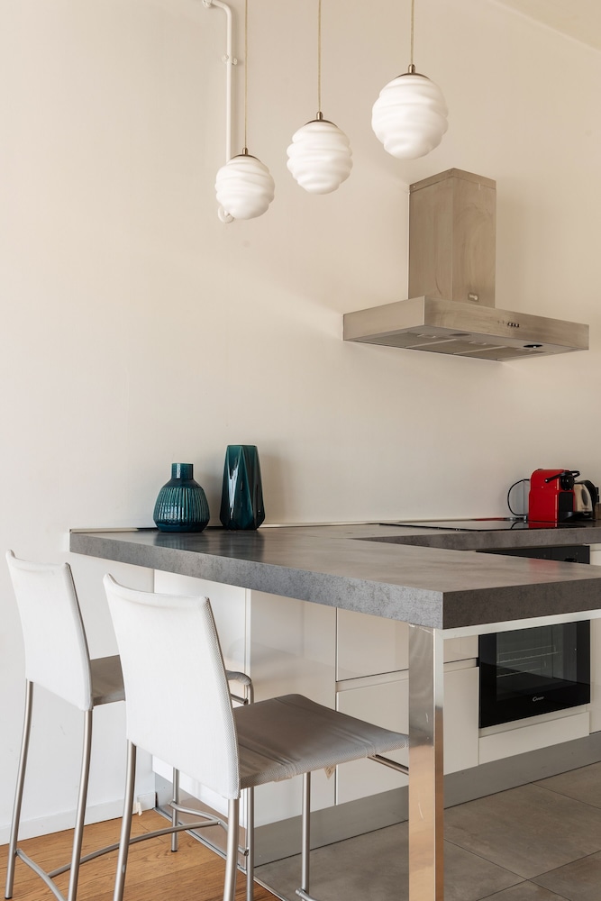 Easyhomes - Brera Luxury Suites 32/42