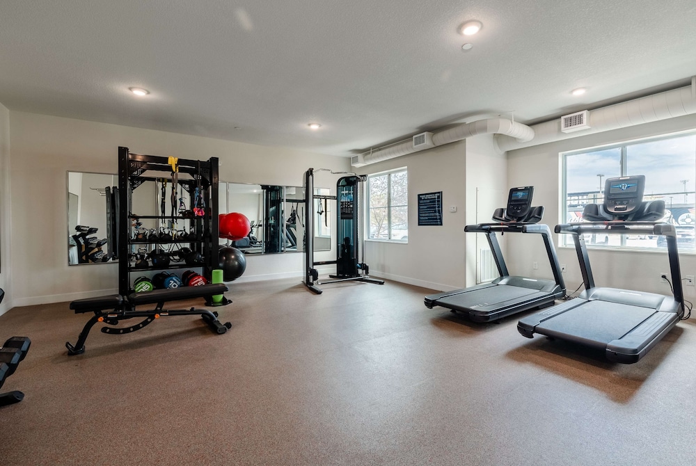 WaterWalk Extended Stay by Wyndham Wichita 26/43