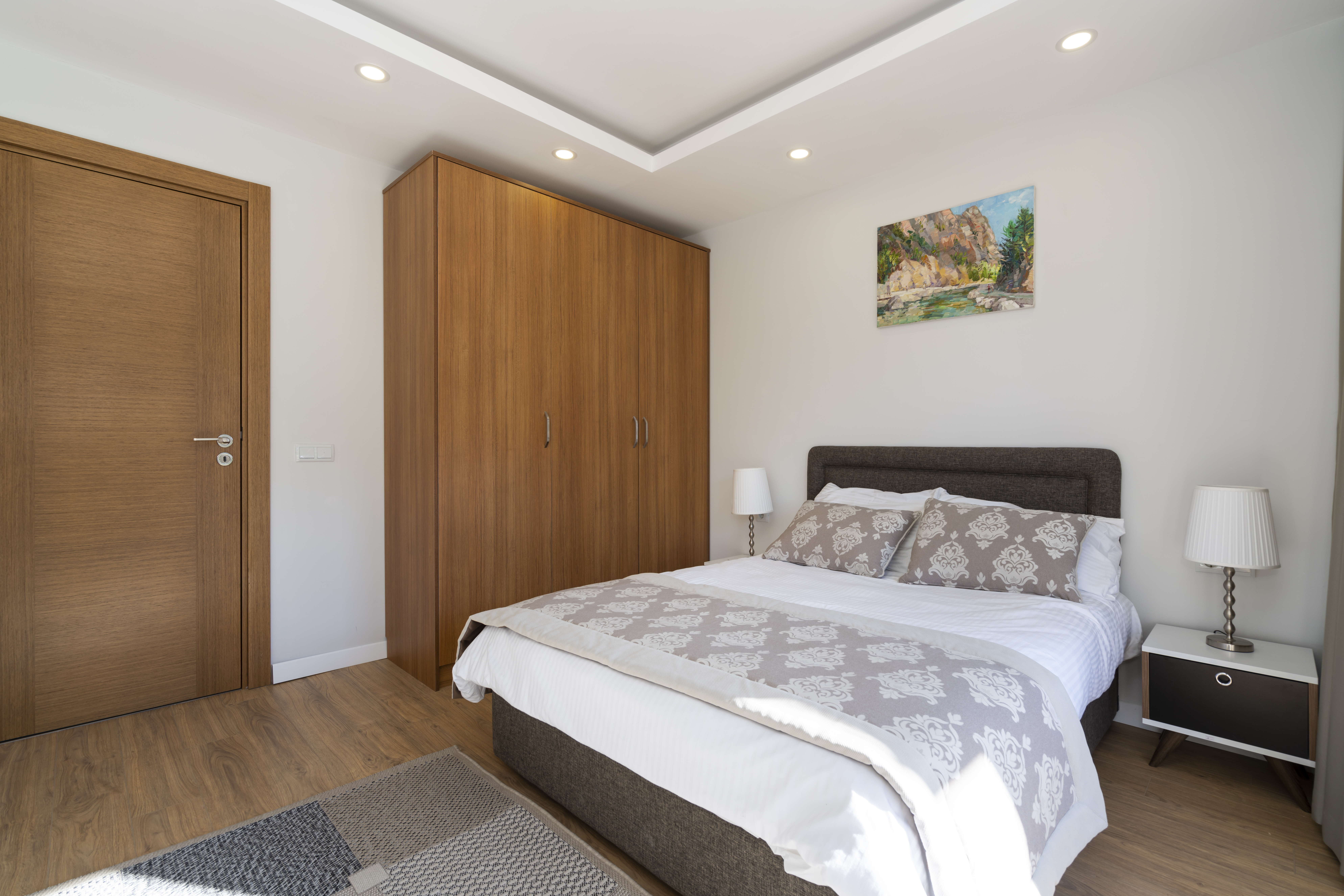 Suite, City View