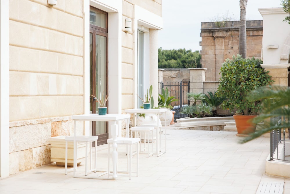 Albatres Palace Hotel 44/63