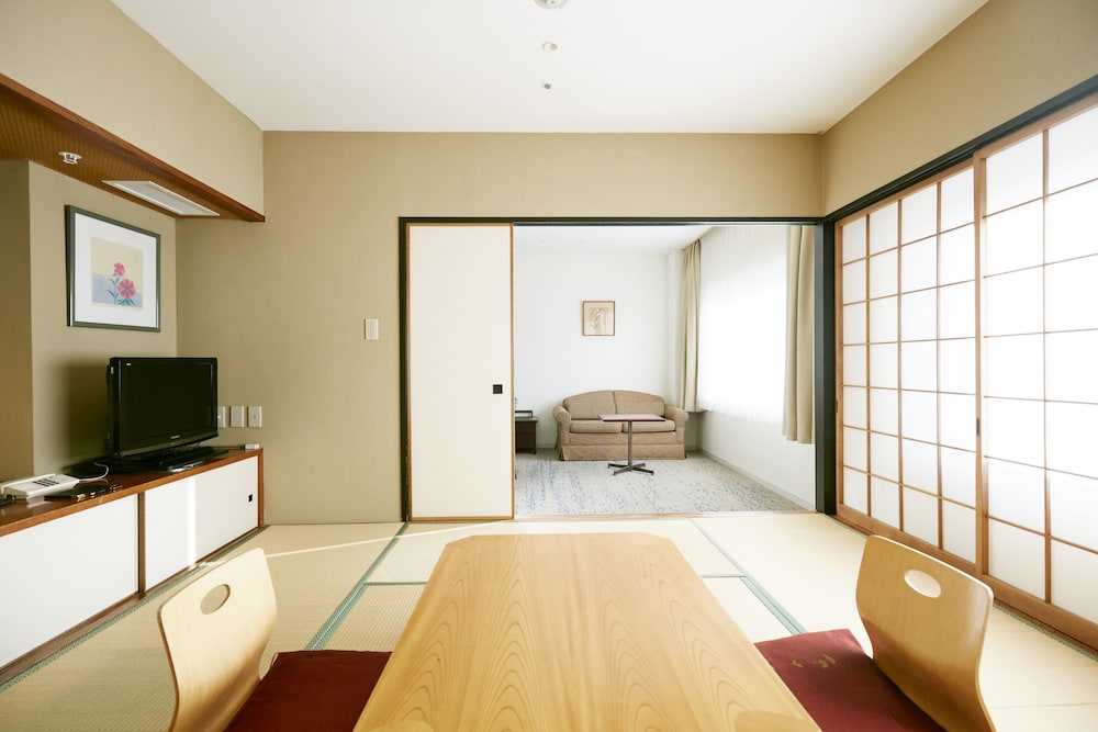 Shimoda Tokyu Hotel 45/68
