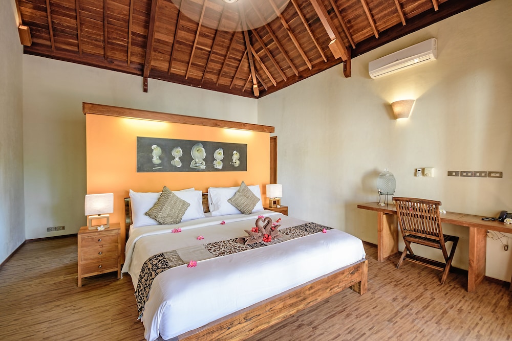 Kelapa Luxury Villas 35/80