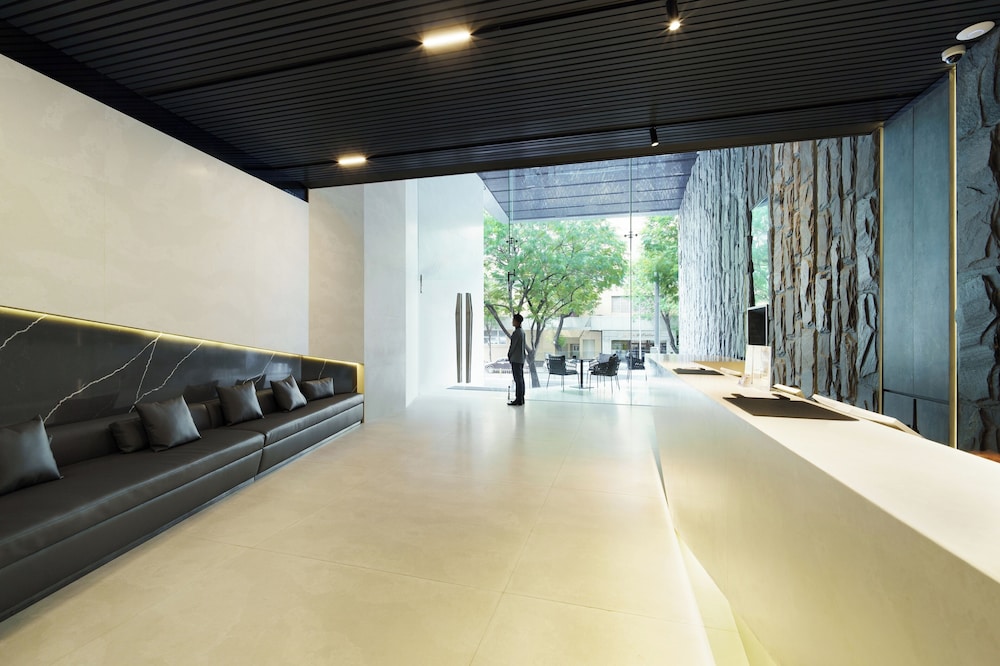 M City Hotel Saigon 23/49