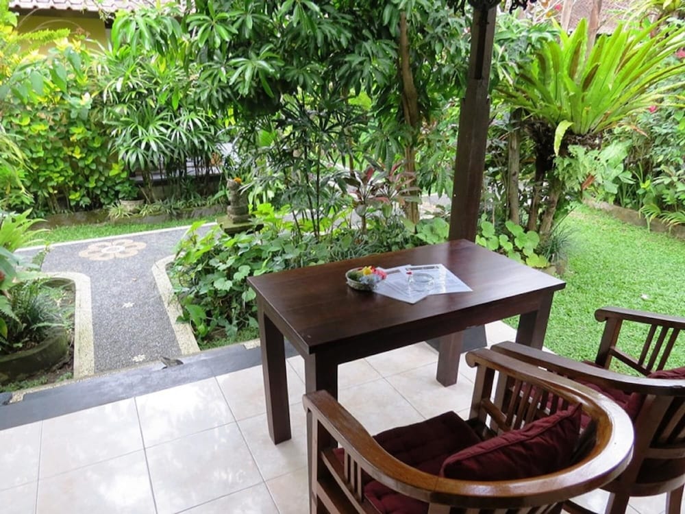 Sama's Cottages And Villas 39/50