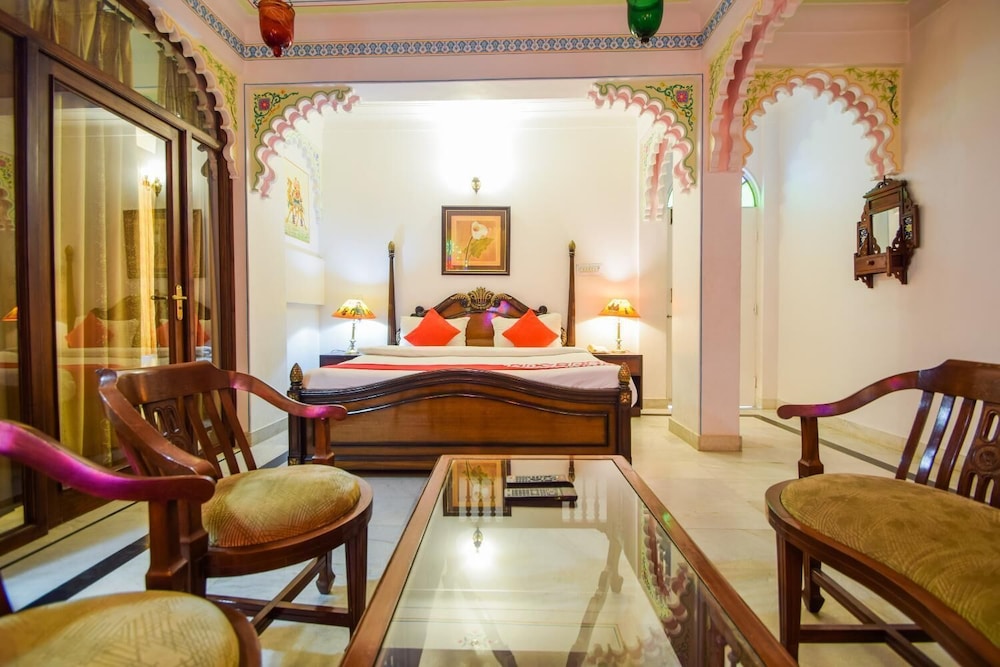 HOTEL RAJ PALACE 36/50