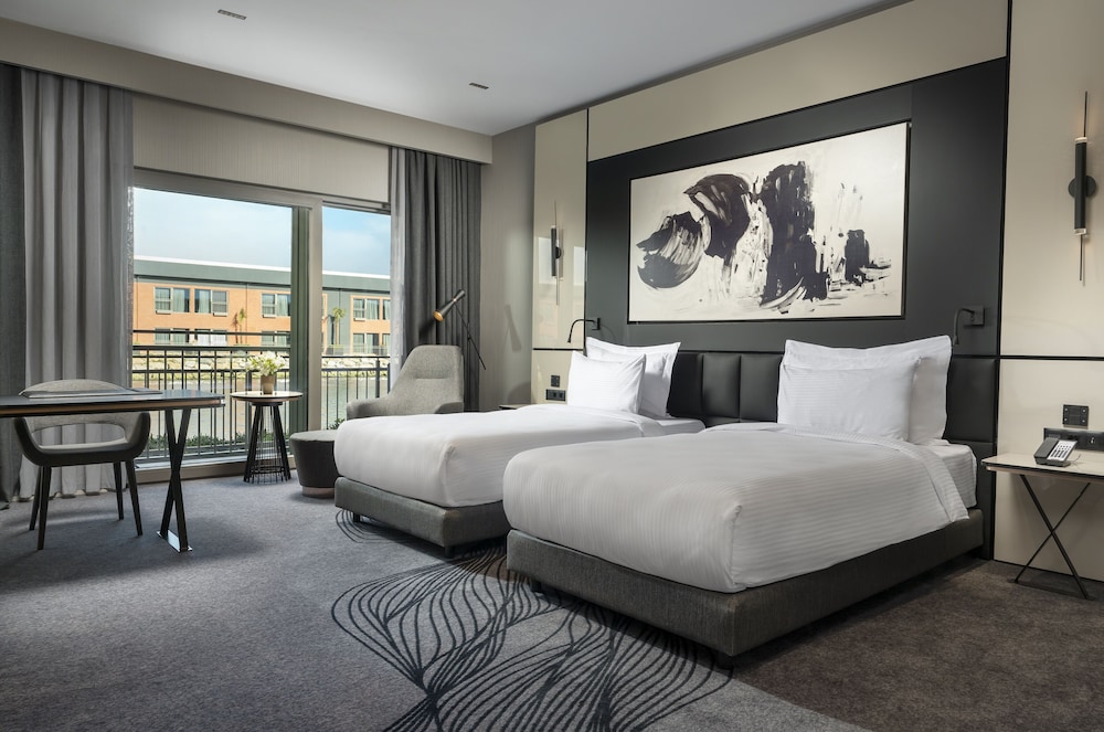 Crowne Plaza Istanbul Tuzla Viaport Marina 14/82