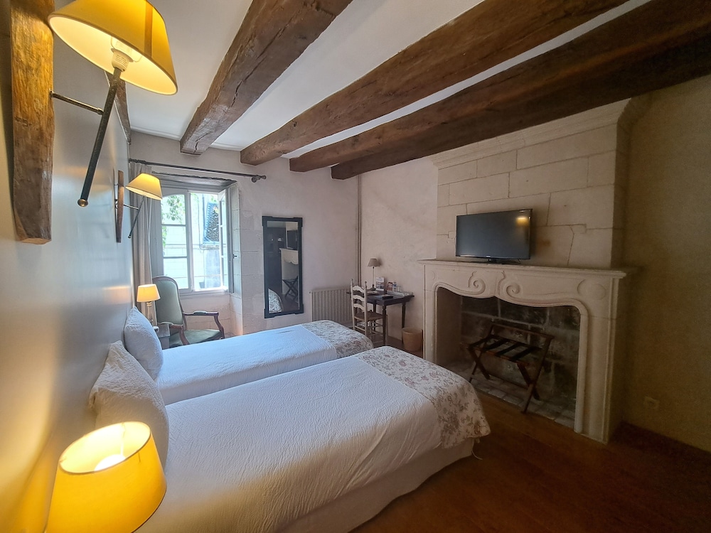 RELAIS DE LA MOTHE 17/42