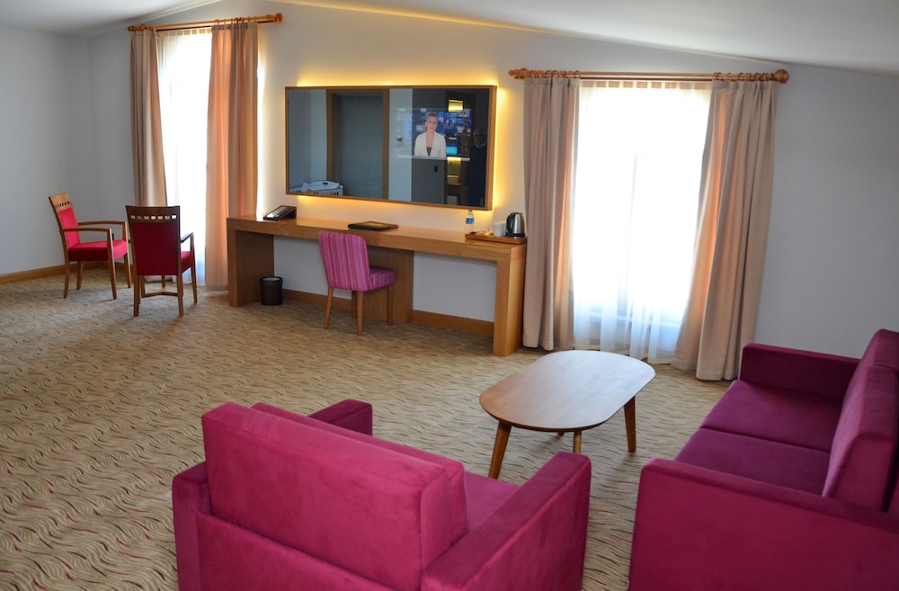 Bacacan Otel 25/50