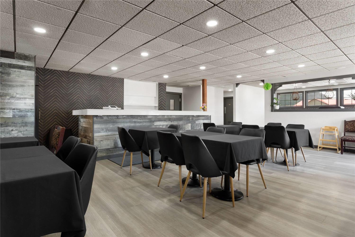 Travelodge By Wyndham Blairmore 19/24