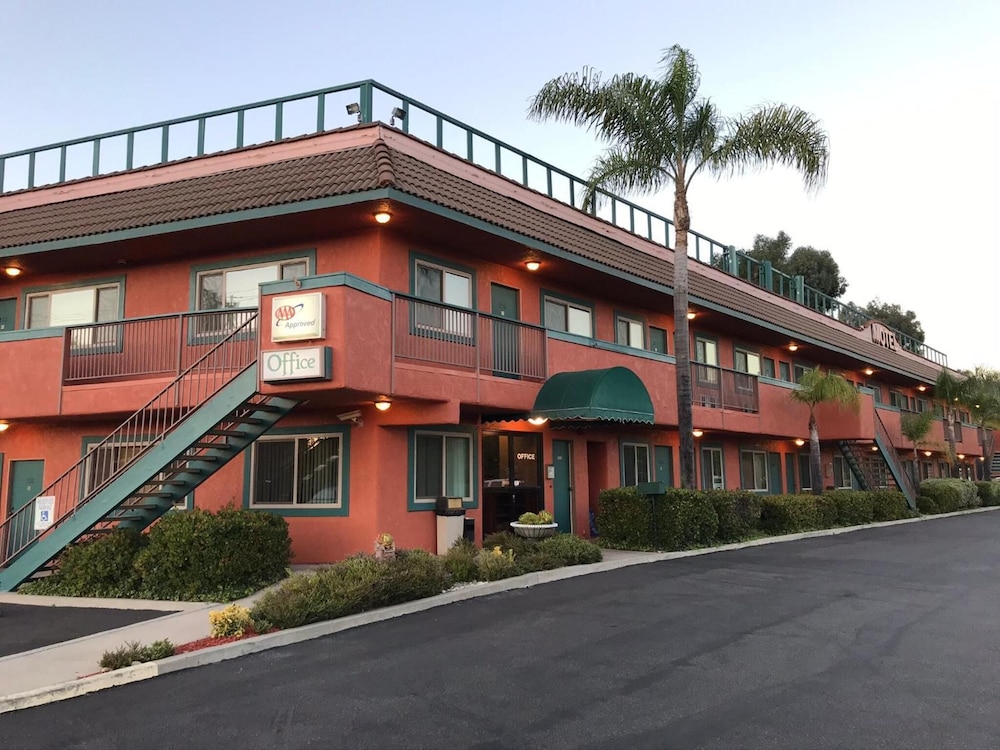Oakridge Inn 4/53