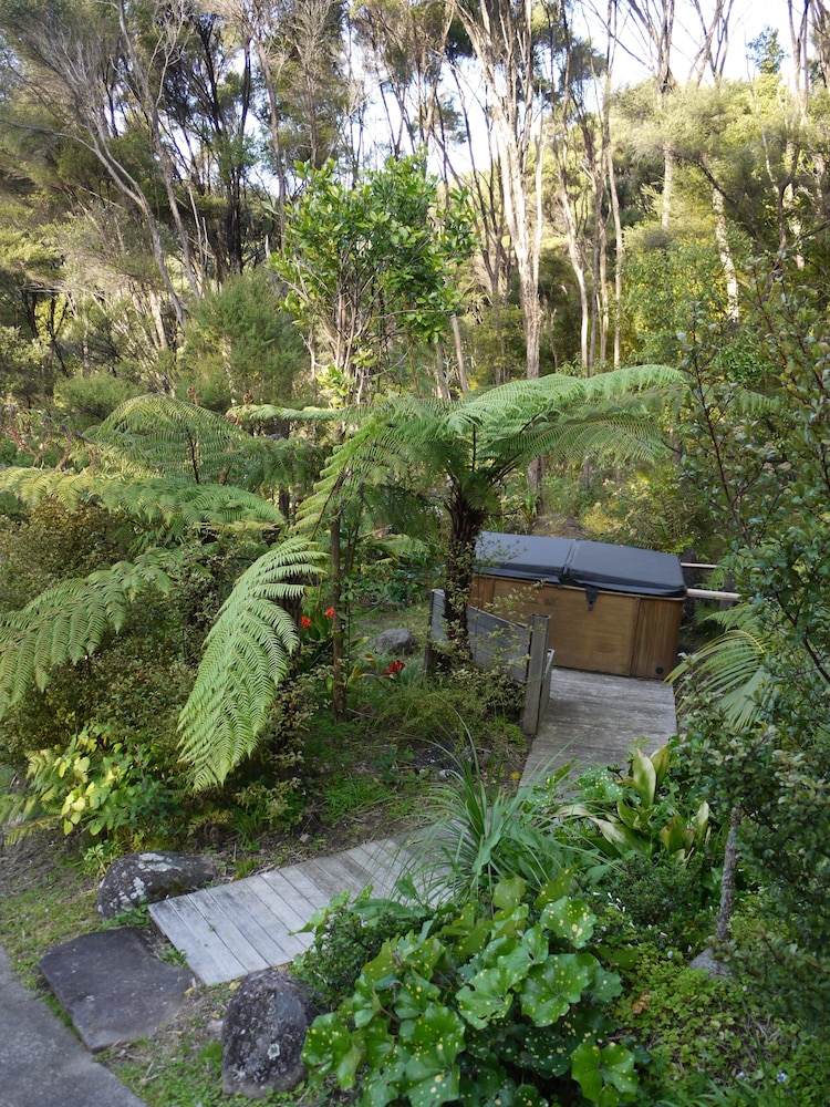 Bay of Islands Holiday Apartments 41/50