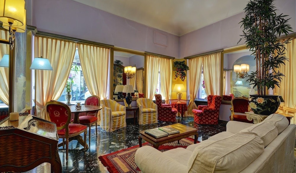 HOTEL DUE MONDI 25/29