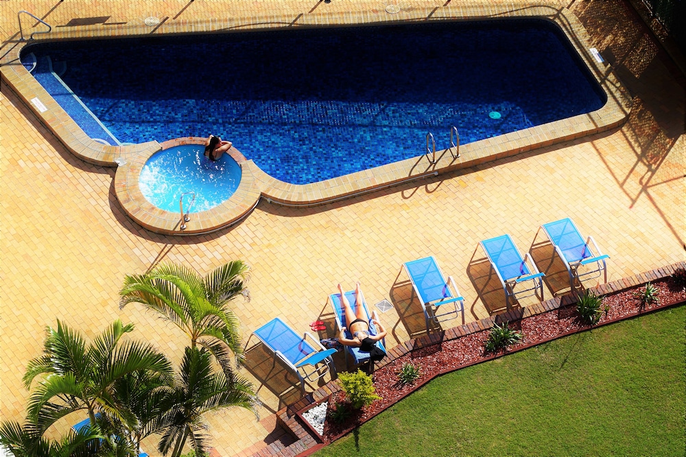 Equinox Resort 27/50