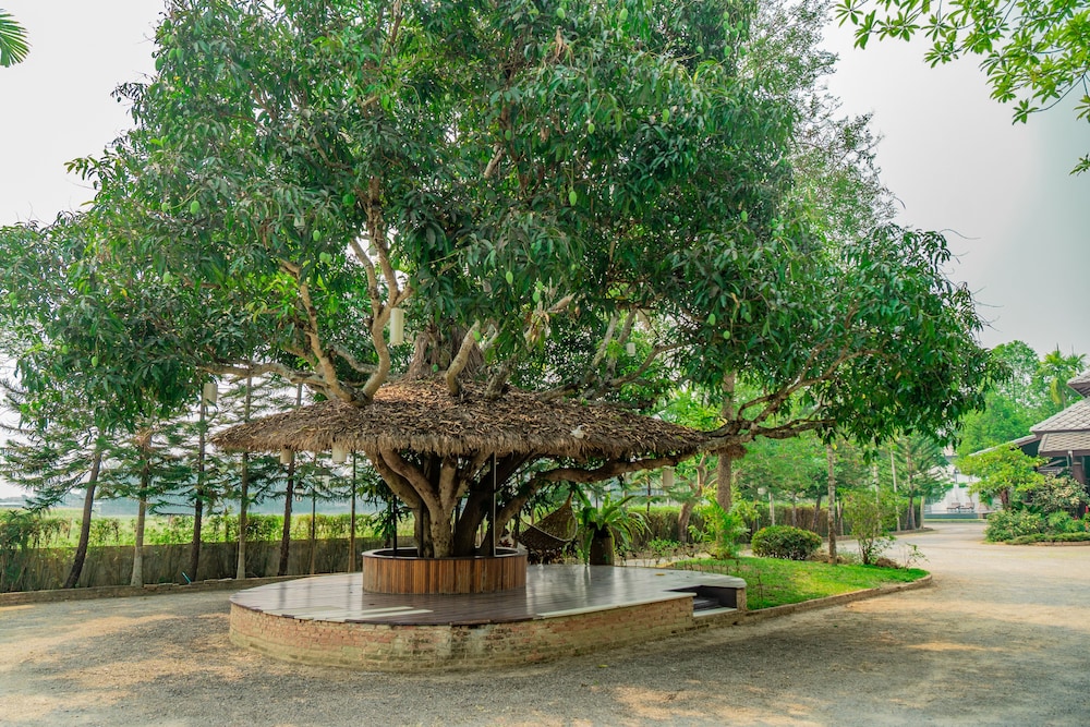 Monmuang Resort 62/74
