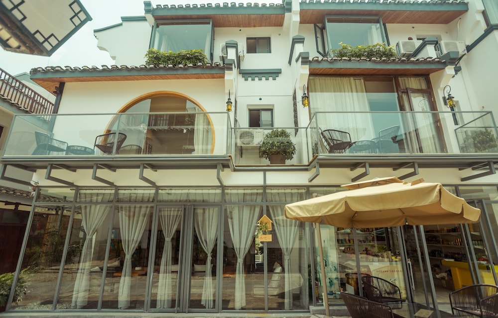 Shui Yun Ju Hotel Resort 1/49
