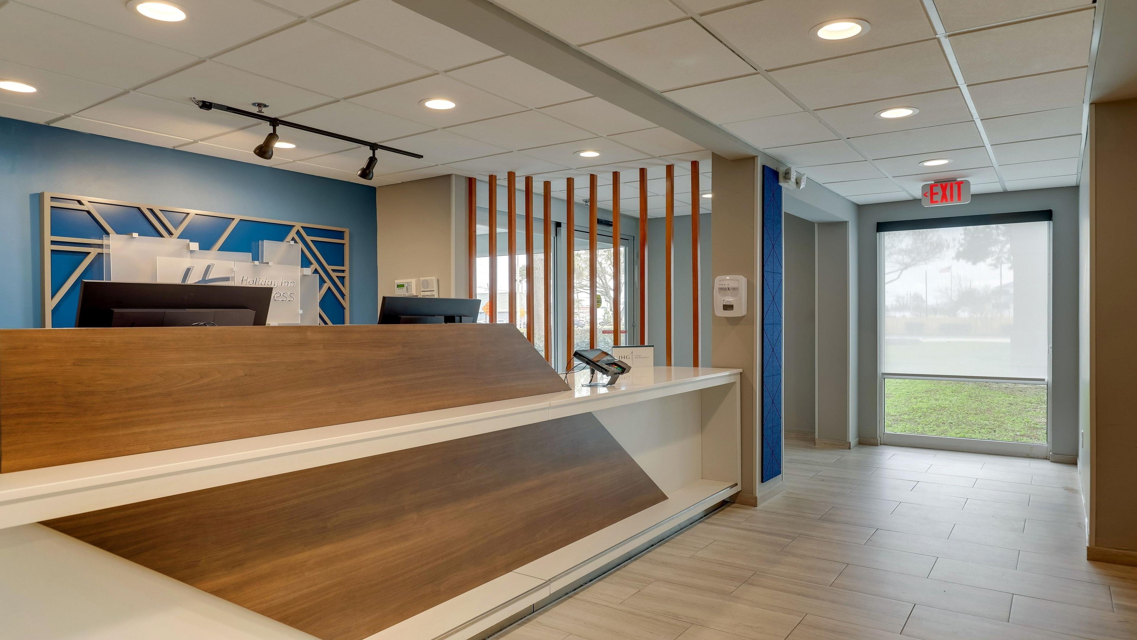 Holiday Inn Express Kenner New Orleans Airport an IHG Hotel 5/50