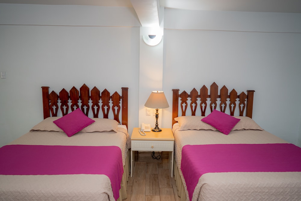Hotel Casona de La Isla 62/77