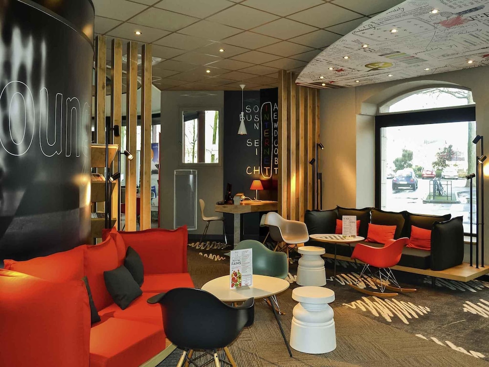 Ibis Angers Centre Chateau 46/75