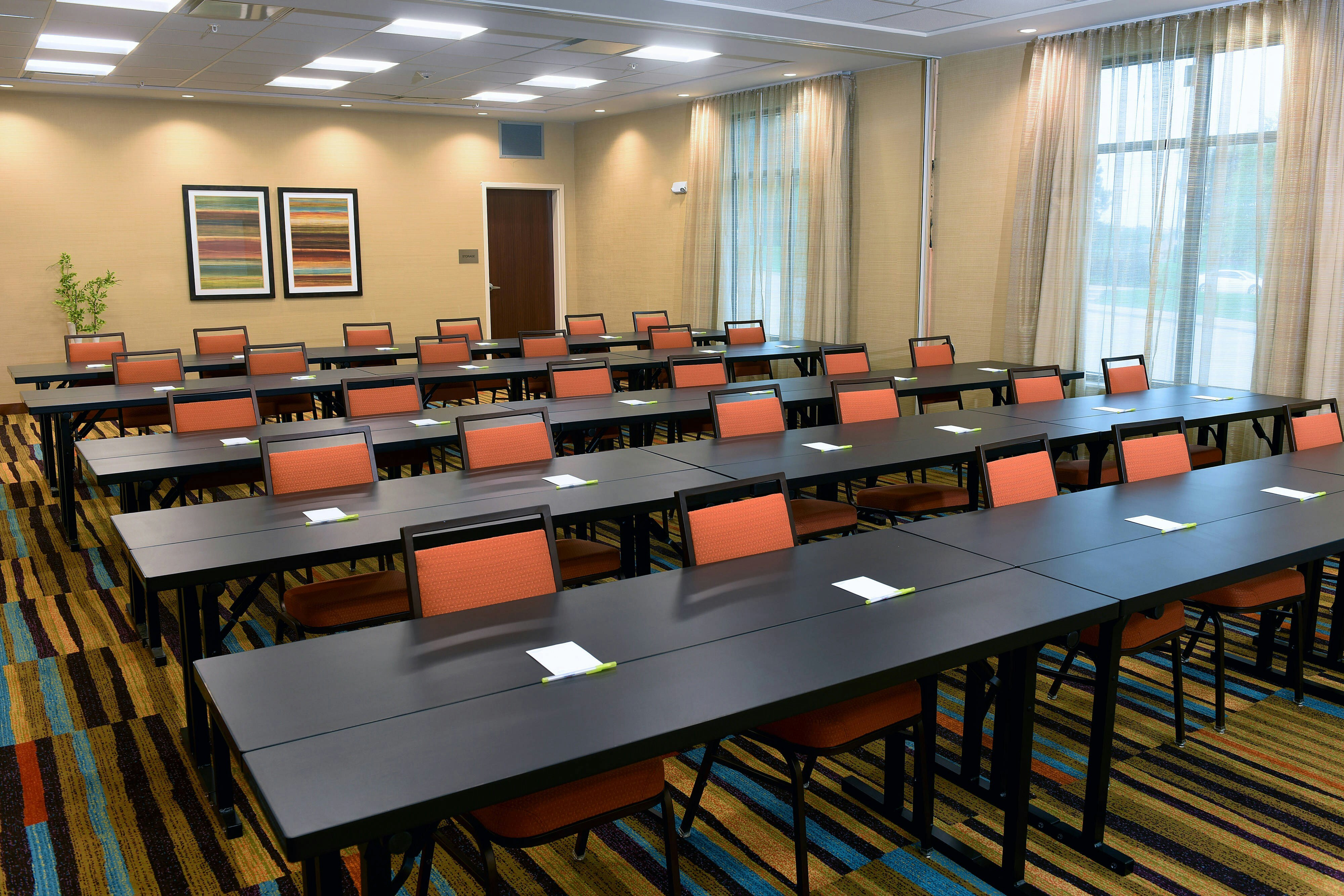 Fairfield Inn Suites Omaha West 48/52