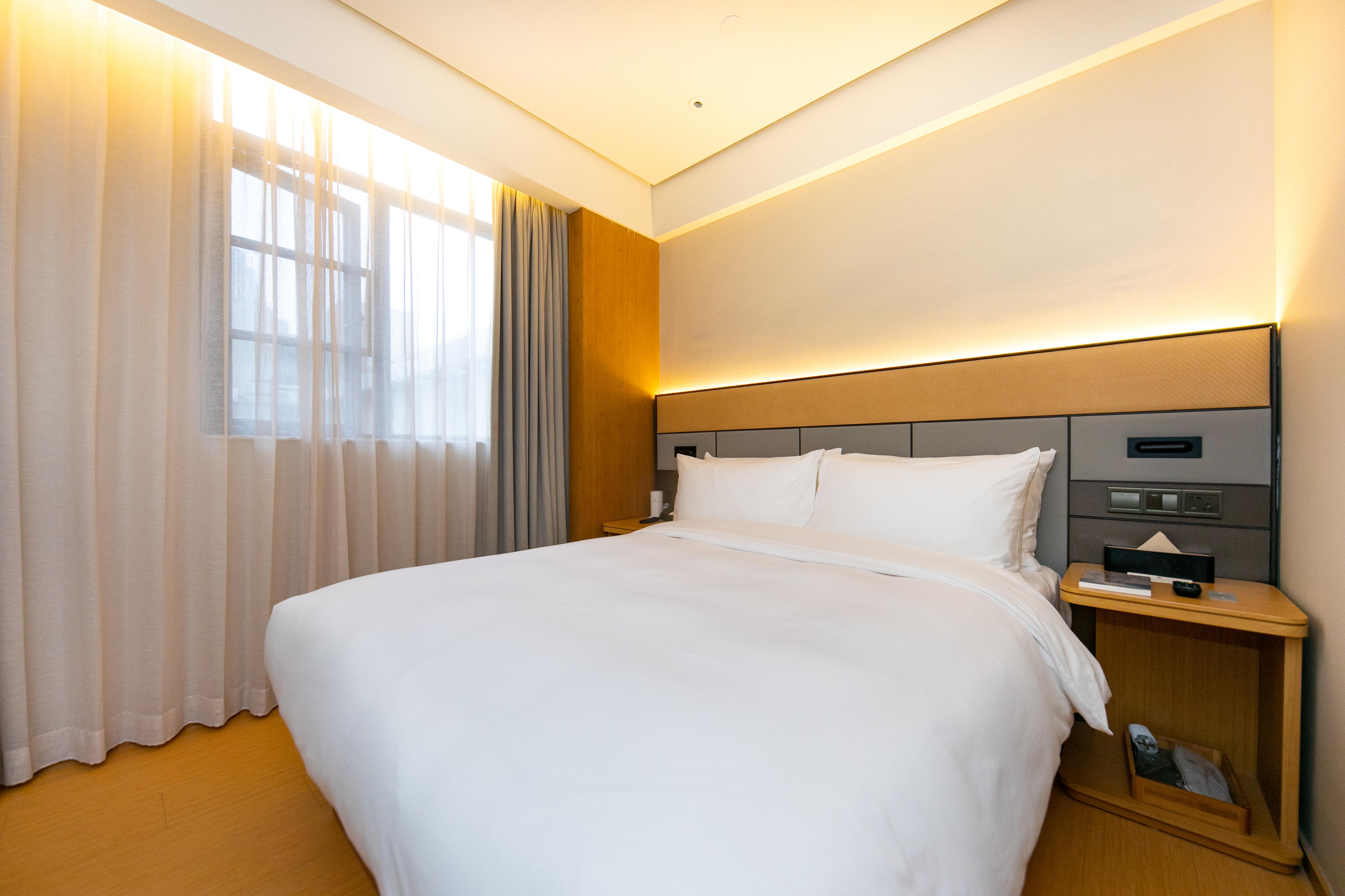 Greentree Inn Site South Yanggao Road Subway Stati 10/33