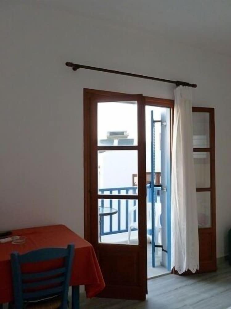 Ioanna Rooms 16/50
