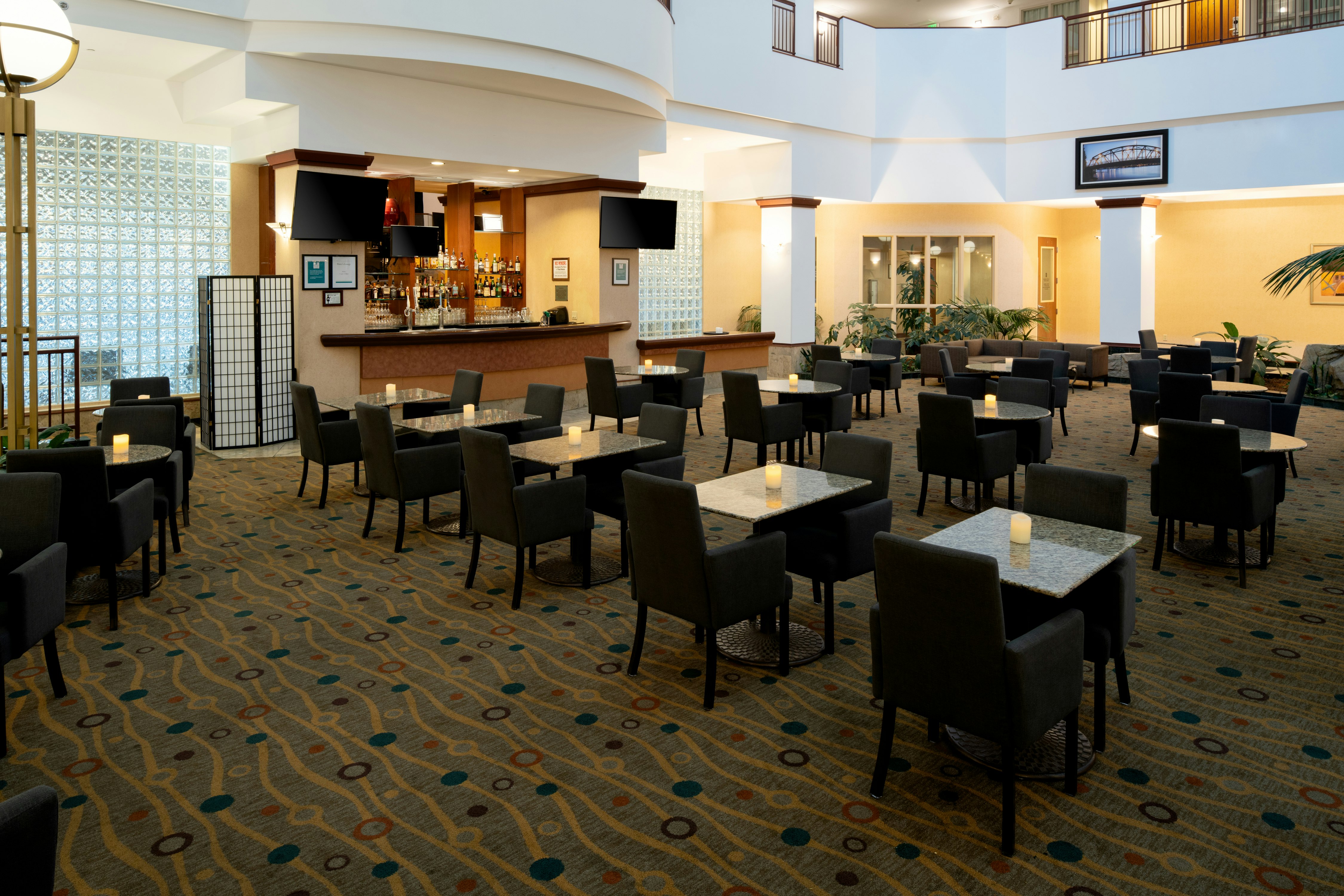 Embassy Suites by Hilton Portland Airport 42/66