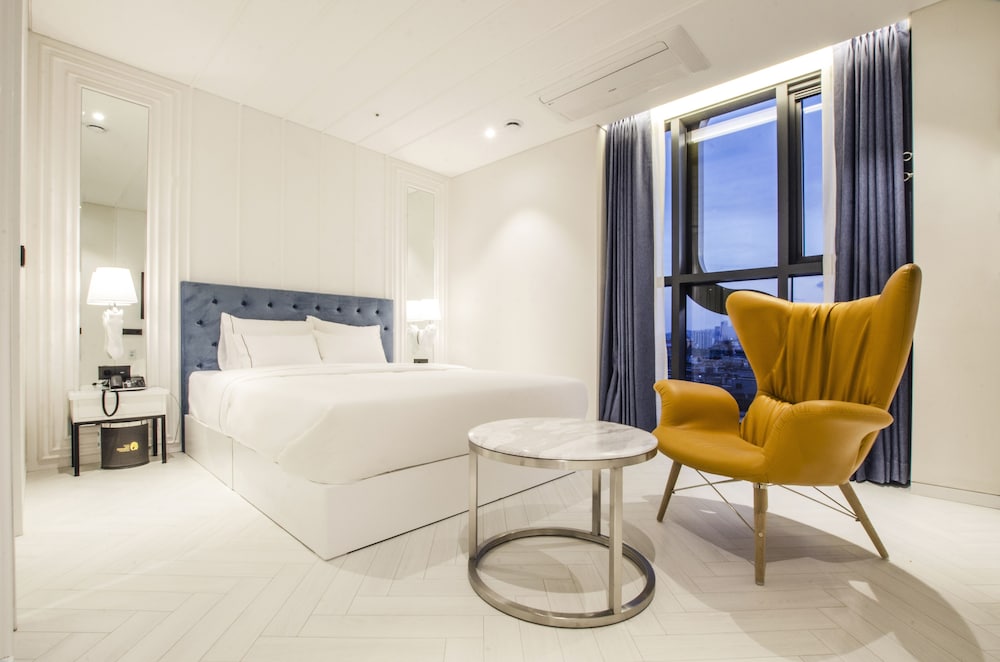 Hotel The Designers Premier Kondae 25/74