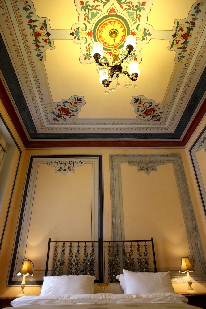 Sarnic Meyhane and Otel 8/20
