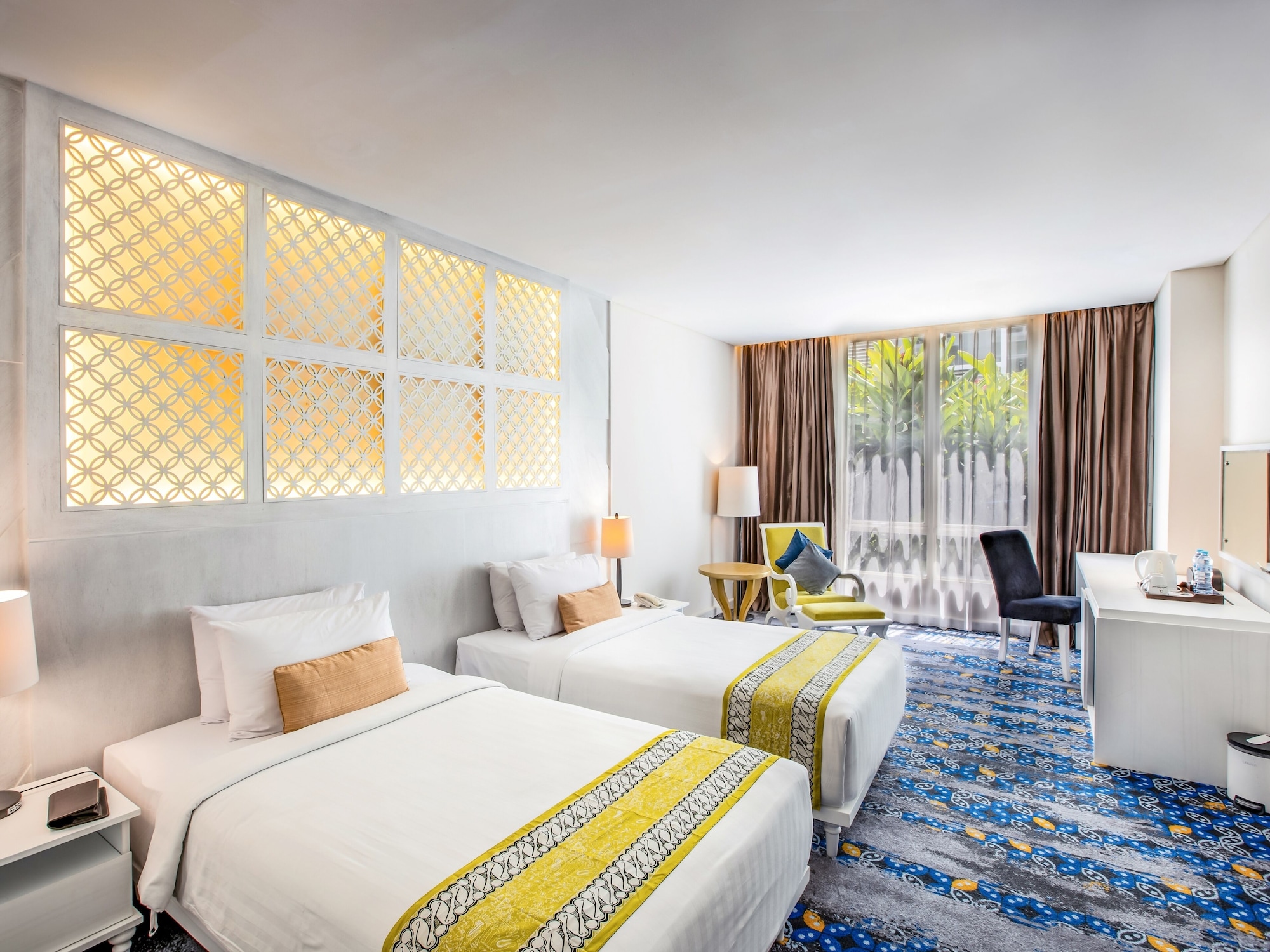 Deluxe Twin With Extrabed