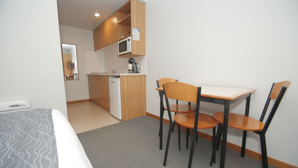 ASURE Christchurch Classic Motel and Apartments (ex Best Western Clyde On Riccarton Motel) 24/27