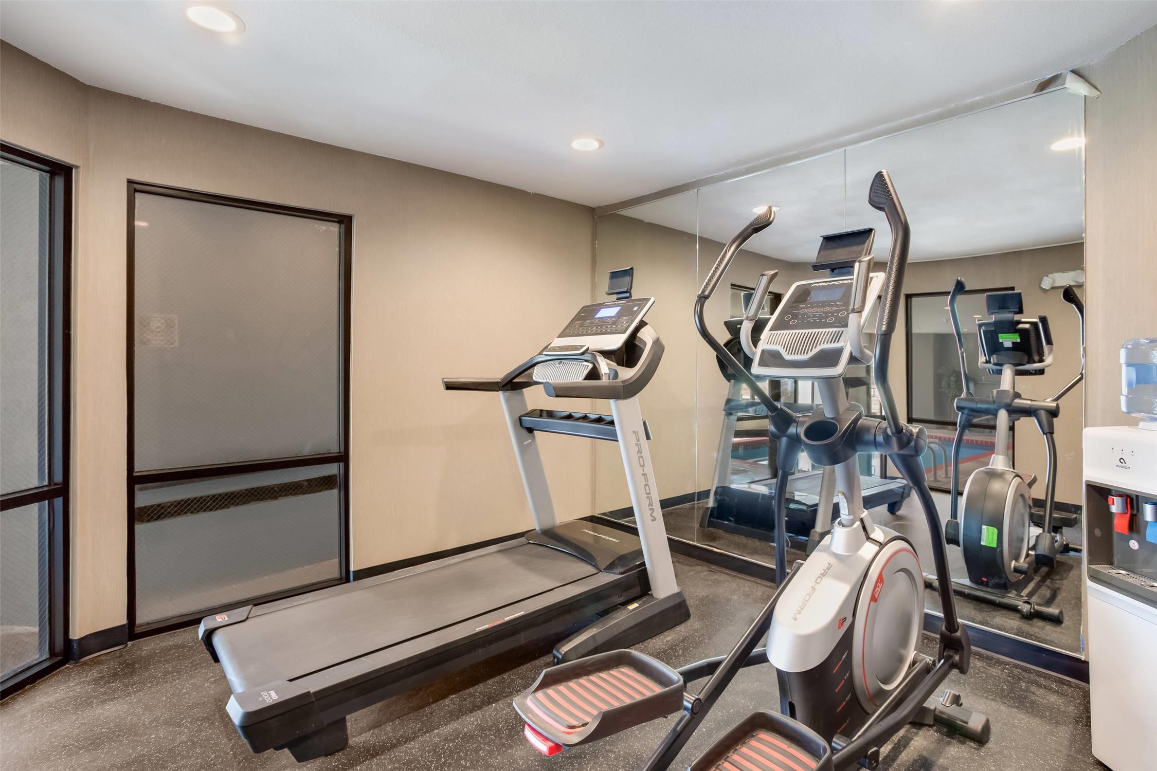 Quality Inn Lees Summit Kansas City 16/23