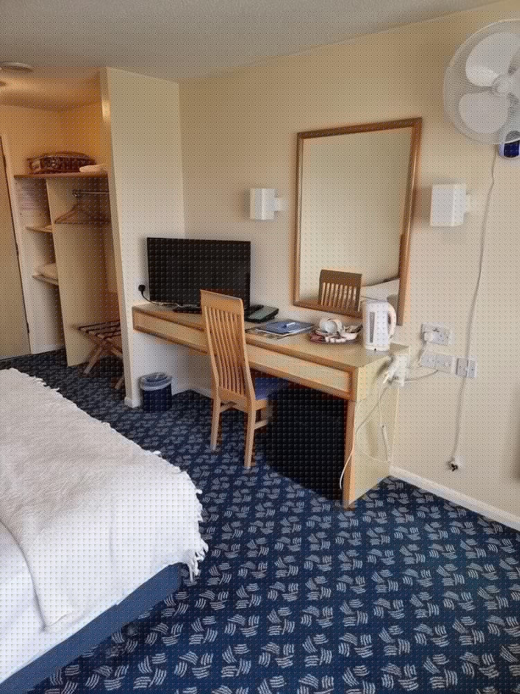 Travel Plaza Hotel 17/69