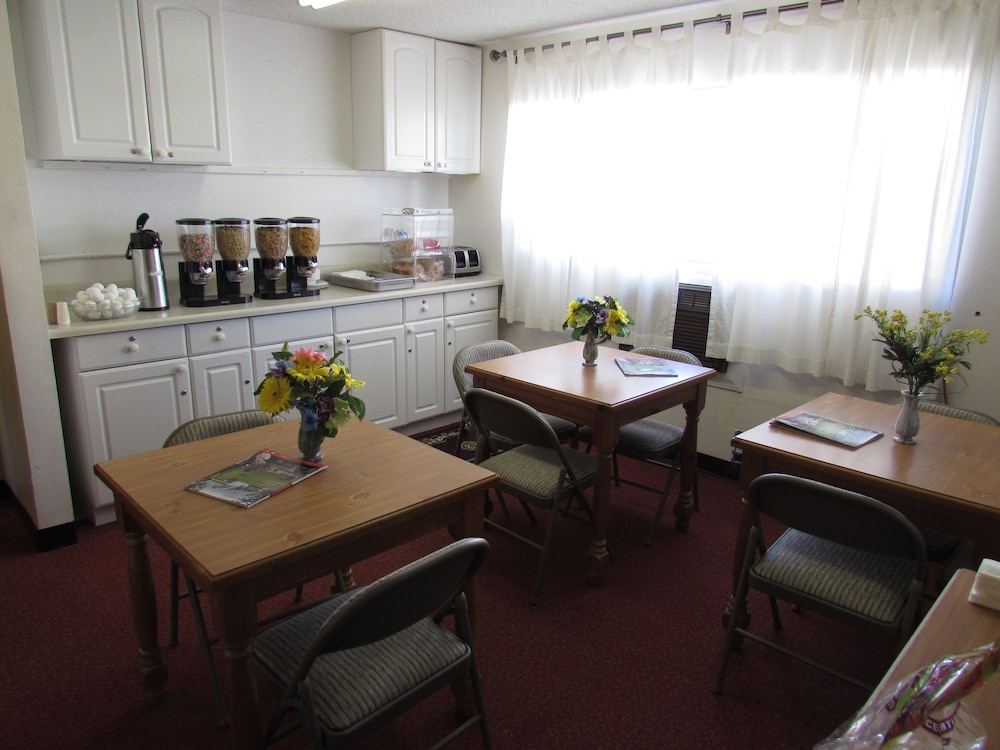 Kennewick Suites 47/58