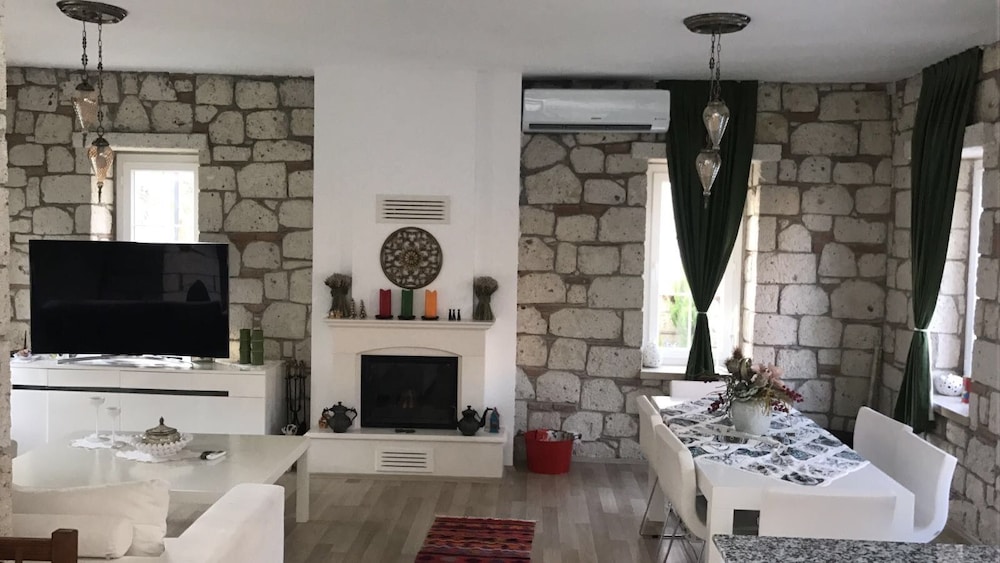 Kerme Ottoman Alacati 25/50