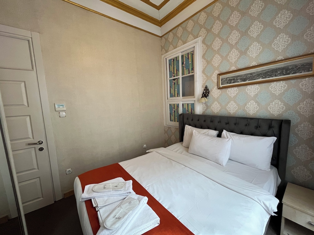 LE SAFRAN SUITE 14/50