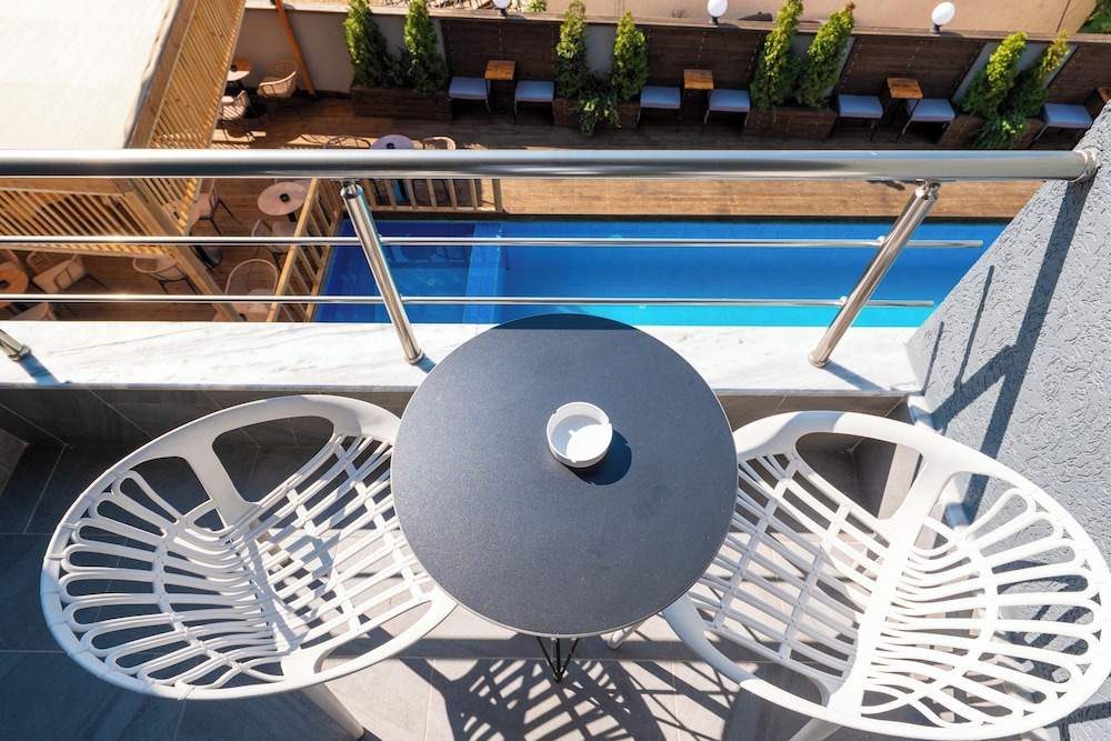 Hotel Piramida 4/50