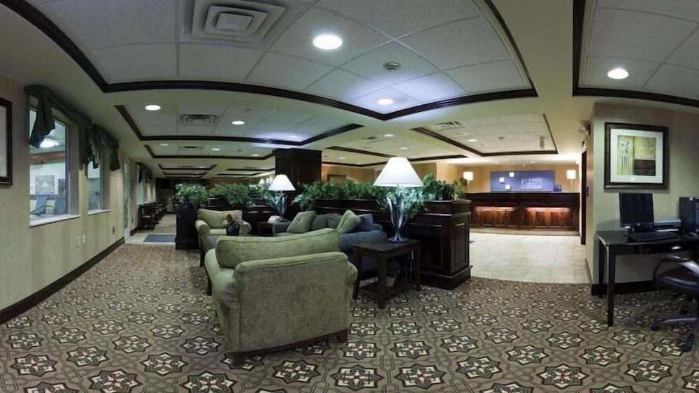 Holiday Inn Express Lebanon 30/36